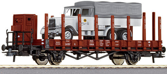 Flat car with brakemans cabin loaded with truck "Henschel 3<br /><a href='images/pictures/Roco/66347.jpg' target='_blank'>Full size image</a>
